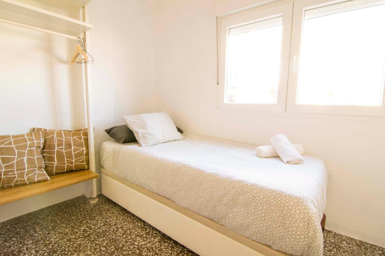 P&P Apartaments Arapiles Malaga Ngoại thất bức ảnh