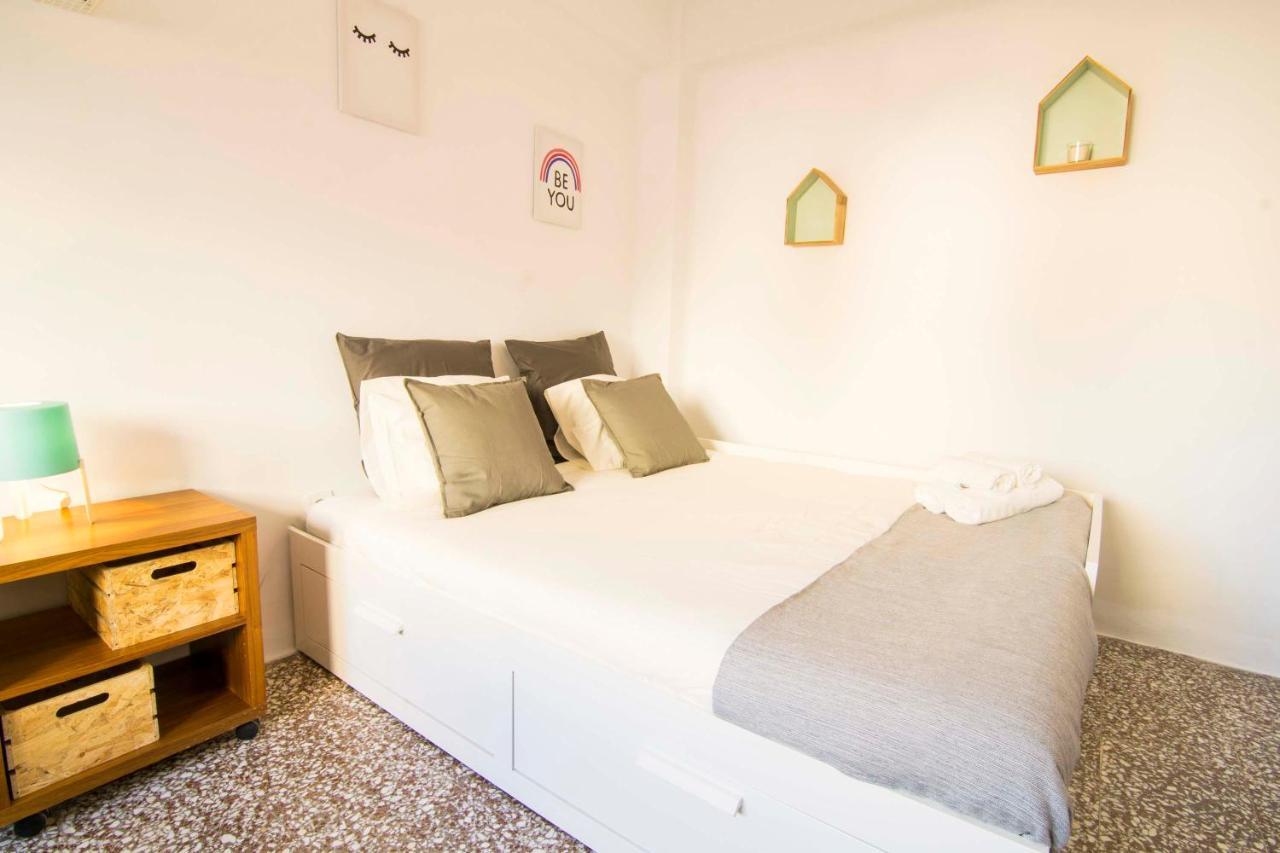 P&P Apartaments Arapiles Malaga Ngoại thất bức ảnh