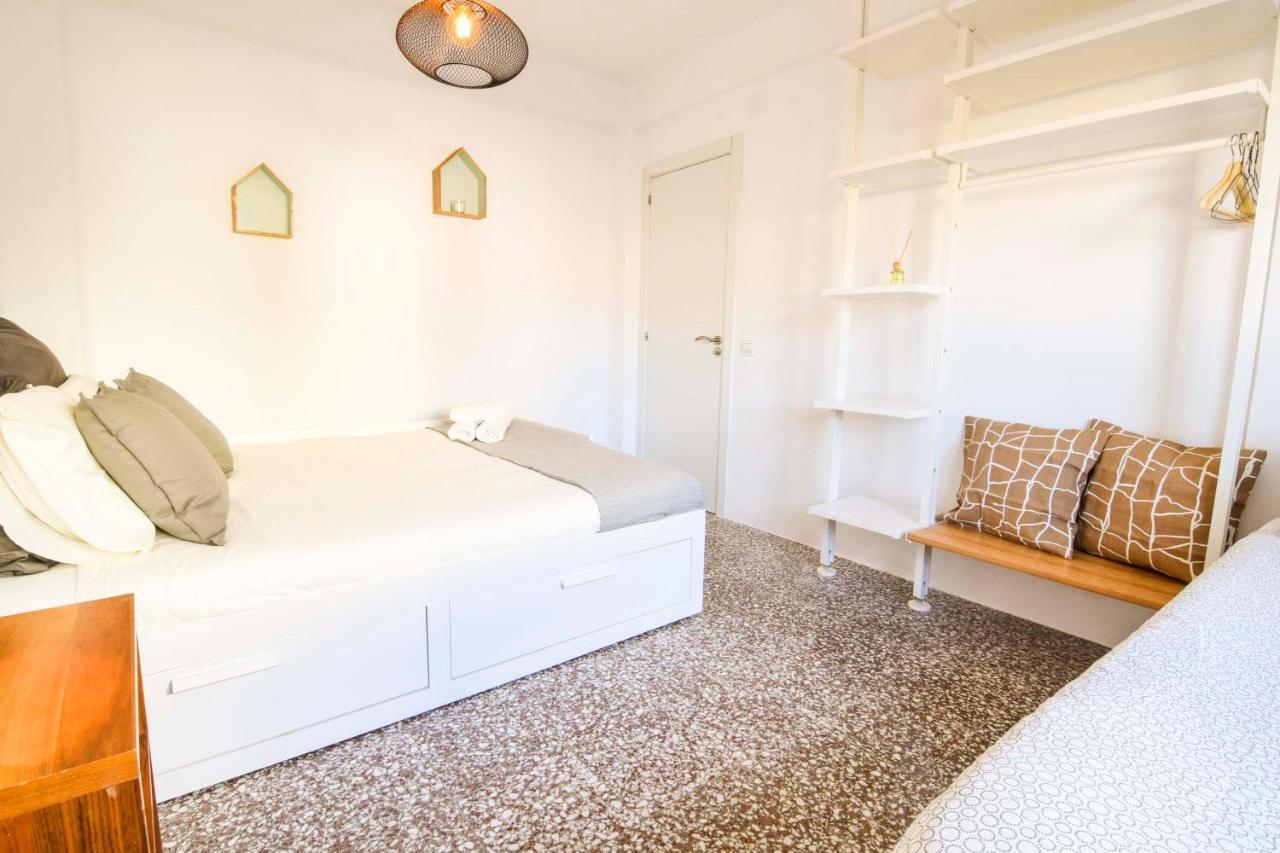 P&P Apartaments Arapiles Malaga Ngoại thất bức ảnh